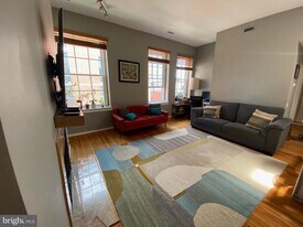 12 Letitia St in Philadelphia, PA - Building Photo