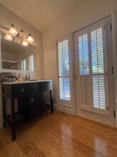 20305 Aetna St in Woodland Hills, CA - Building Photo - Building Photo