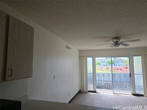 95-1050-1050 Maka?ika?i St in Mililani, HI - Building Photo - Building Photo
