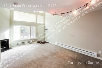 7307 Sand Point Way NE in Seattle, WA - Building Photo - Building Photo