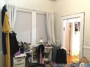 153 Summer St, Unit 1 in Somerville, MA - Foto de edificio - Building Photo