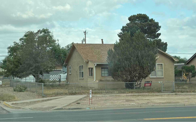 410 S Union Ave in Roswell, NM - Building Photo - Building Photo
