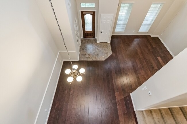 property at 39 Medley Ln