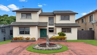 8877 SW 36th St in Miami, FL - Building Photo