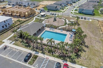 2607 Winsome Wy, Unit 043C in Davenport, FL - Building Photo - Building Photo