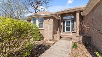 17 Allison Dr in Bella Vista, AR - Building Photo - Building Photo
