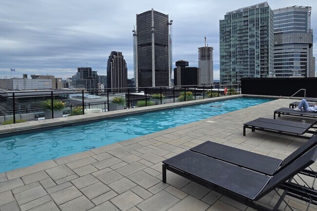 1020 Rue de Bleury in Montréal, QC - Building Photo - Building Photo