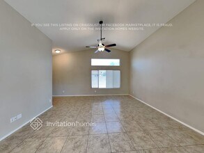 686 E Payton St in San Tan Valley, AZ - Foto de edificio - Building Photo