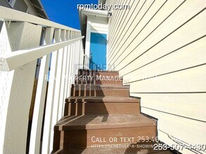 948 S Sheridan Ave in Tacoma, WA - Building Photo - Building Photo