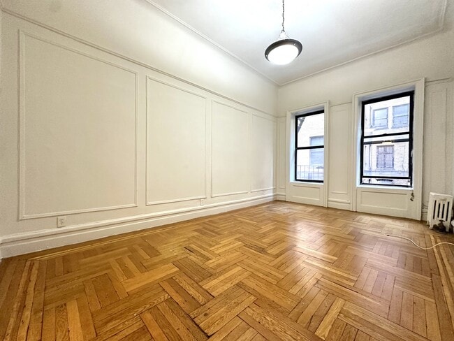 664 W 163rd St in New York, NY - Building Photo - Building Photo