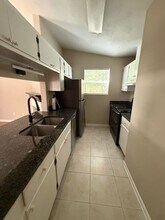 124 Whetherbine Way W in Tallahassee, FL - Building Photo - Building Photo