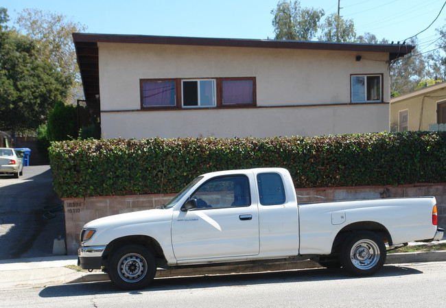 10308 Plainview Ave in Tujunga, CA - Building Photo - Building Photo