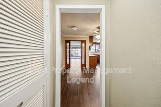 2017 Durham St in Irving, TX - Building Photo - Building Photo