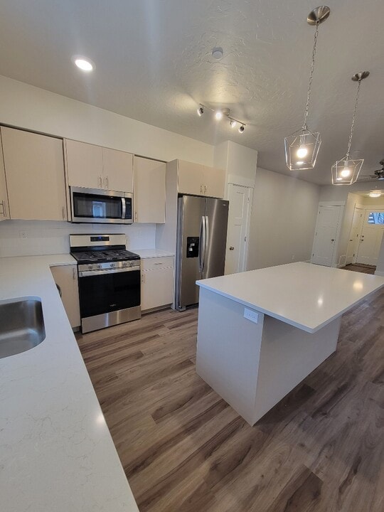 702 E 6th St in Emmett, ID - Building Photo