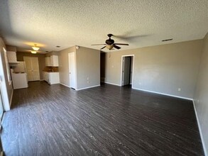 5728 1st Pl in Lubbock, TX - Building Photo - Building Photo