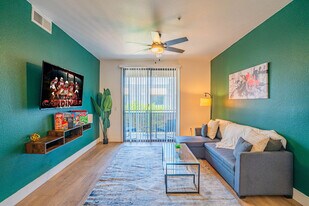 6610 N 93rd Ave in Glendale, AZ - Building Photo