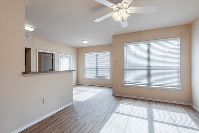 Nolen Grand Apartments