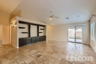 4410 W Donner Dr in Phoenix, AZ - Building Photo - Building Photo