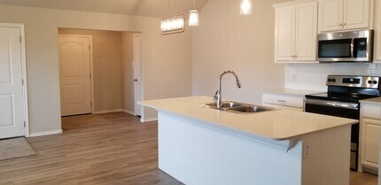 6911 67th St-Unit -A in Lubbock, TX - Building Photo - Building Photo
