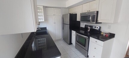 442 Dana Farms in Fairhaven, MA - Building Photo - Building Photo