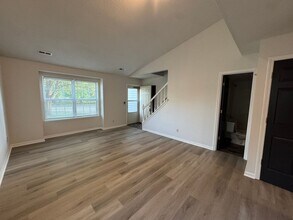 5141-5143-5143 Louisville Ct in Columbia, MO - Building Photo - Building Photo