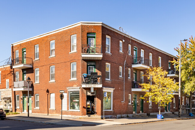 1809 Springland Rue