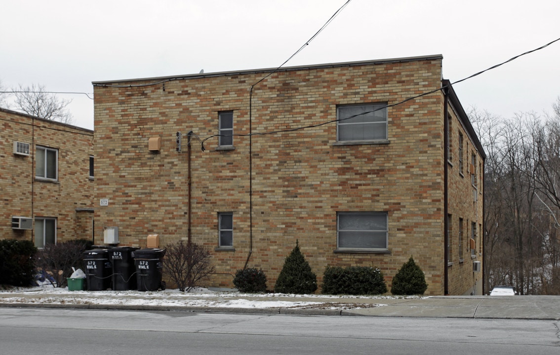572 W Martin Luther King Dr in Cincinnati, OH - Building Photo