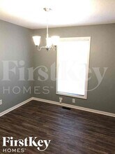 1429 NW 63rd St in Kansas City, MO - Building Photo - Building Photo