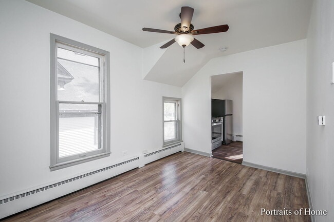 2 West St in Wheaton, IL - Building Photo - Building Photo