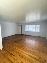 4283 E Mound St in Columbus, OH - Building Photo - Building Photo