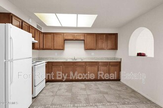 7422 W Turney Ave in Phoenix, AZ - Building Photo - Building Photo