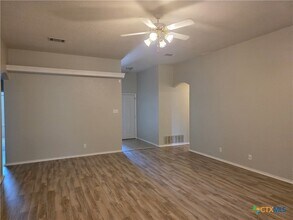 3901 Mustang Dr in Killeen, TX - Building Photo - Building Photo