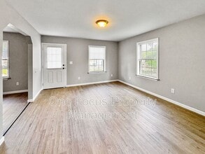 218 Peach St in Lock Haven, PA - Foto de edificio - Building Photo