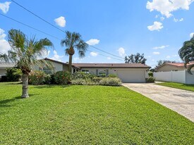 280 79th Ave N in St. Petersburg, FL - Building Photo