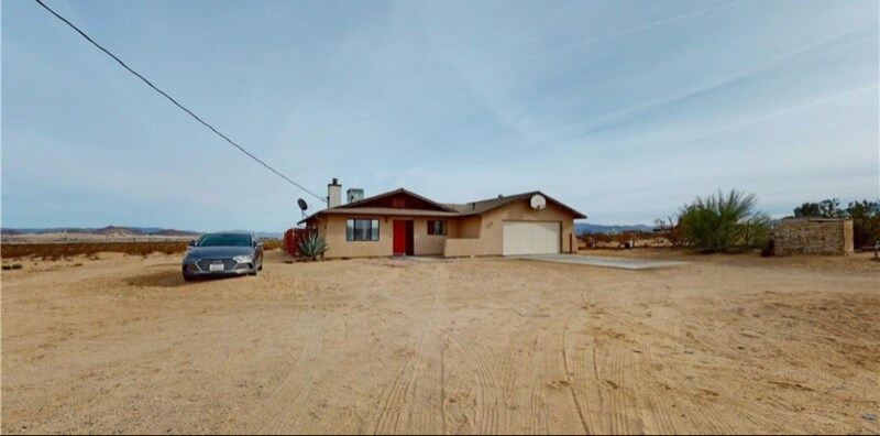 2837 Morongo Rd in Twentynine Palms, CA - Foto de edificio