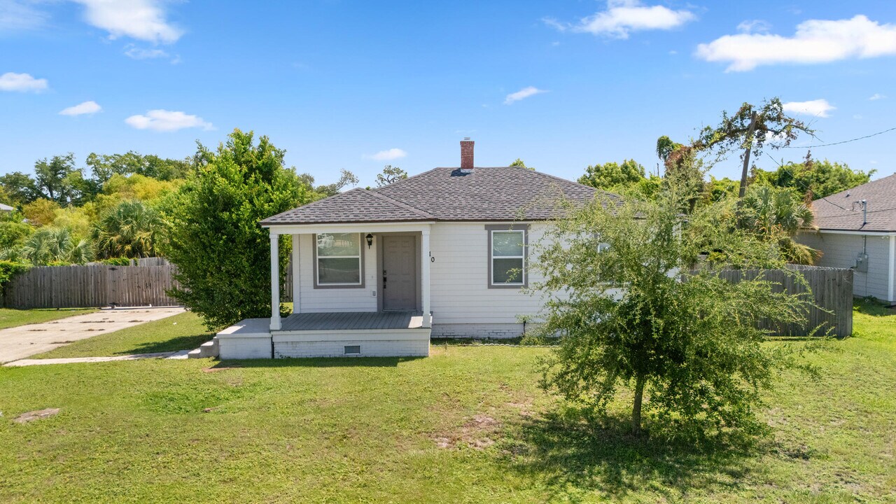 310 N Bonita Ave in Panama City, FL - Building Photo