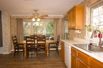 2912 Six Gun Trail in Austin, TX - Building Photo - Building Photo