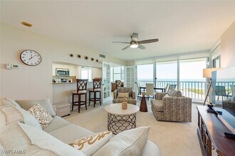 5550 Heron Point Dr, Unit 2003 in Naples, FL - Building Photo - Building Photo