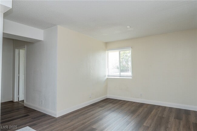 property at 25 Gold Bar Ct