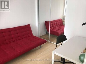 8 Mercer St in Toronto, ON - Building Photo - Building Photo