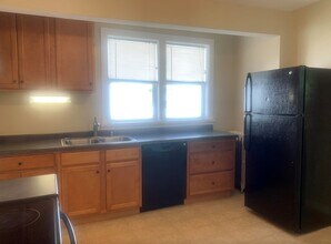 1025 E Gorham St, Unit #1 in Madison, WI - Foto de edificio - Building Photo