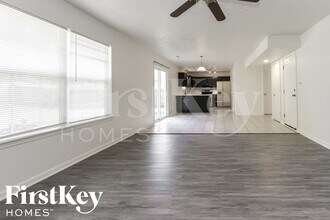 1573 Winding Creek Trail in Brownsburg, IN - Foto de edificio - Building Photo