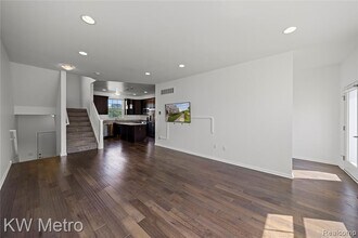 4636 Bradley Cir in Troy, MI - Building Photo - Building Photo