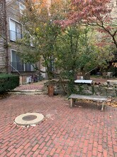 1446 W Polk St in Chicago, IL - Building Photo - Building Photo