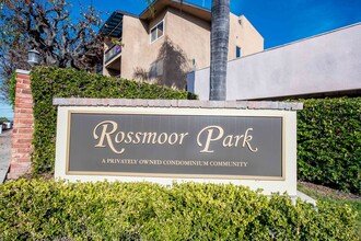 12200 Montecito Rd in Seal Beach, CA - Building Photo - Building Photo