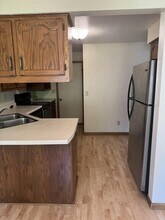 8 Continental Ct in Appleton, WI - Building Photo - Building Photo