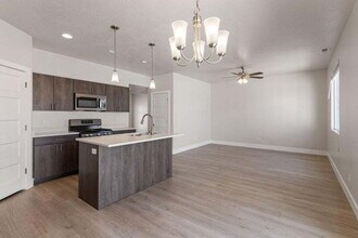 4070 S 545 E in Washington, UT - Building Photo - Building Photo