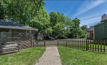 304 Highland St in Syracuse, NY - Building Photo - Building Photo