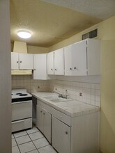 729 N 11th St in Las Vegas, NV - Building Photo - Building Photo