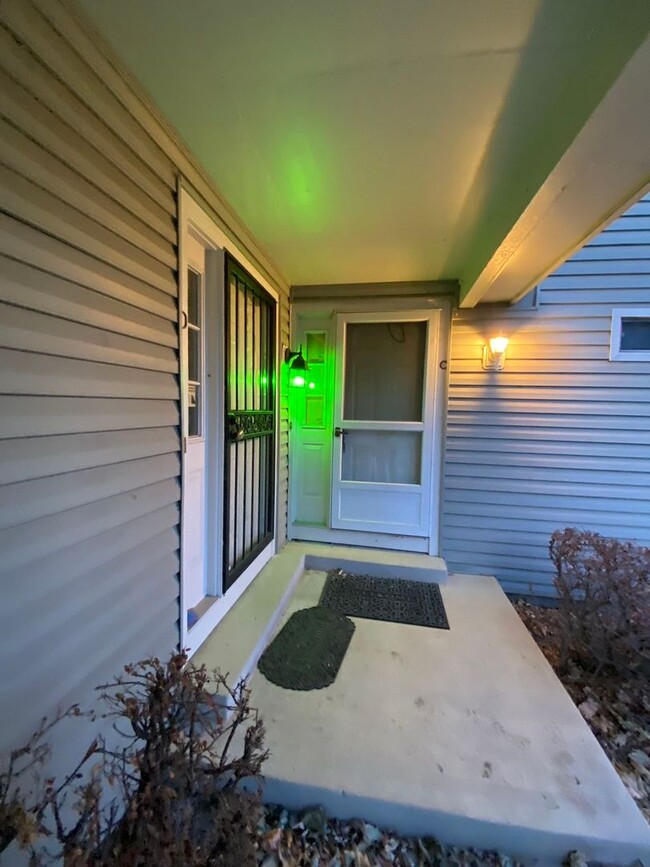 12652 E Warren Dr in Aurora, CO - Building Photo - Building Photo